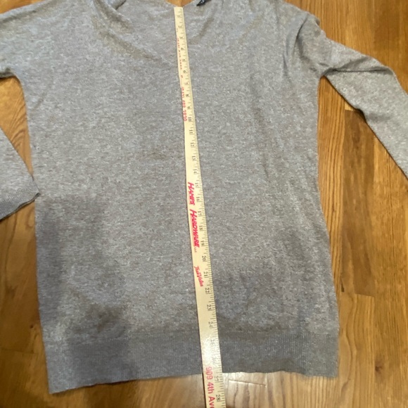 Express large sweater - Picture 1 of 9